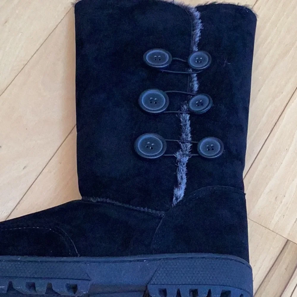 Rampage Black Faux Fur Button Boots - Picture 14 of 15